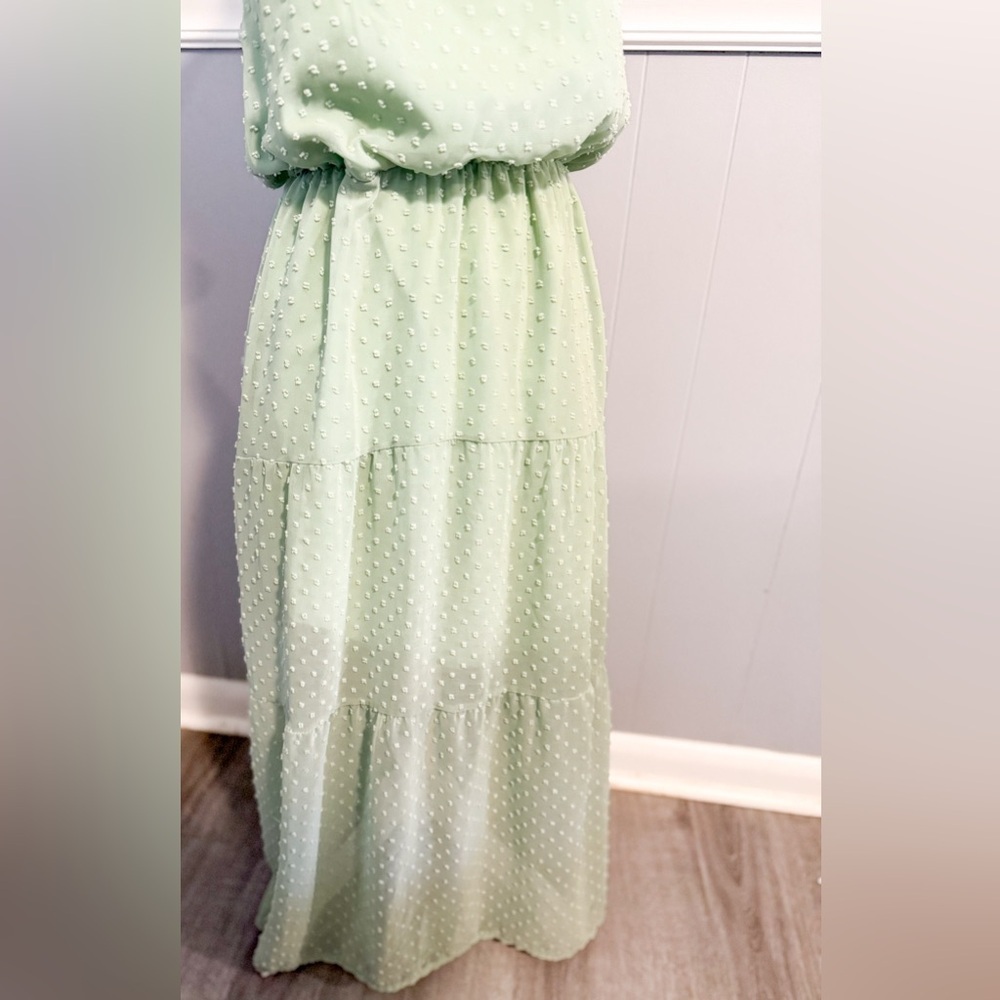 Pretty Garden Halter Swiss Dot Maxi - Picture 6 of 7